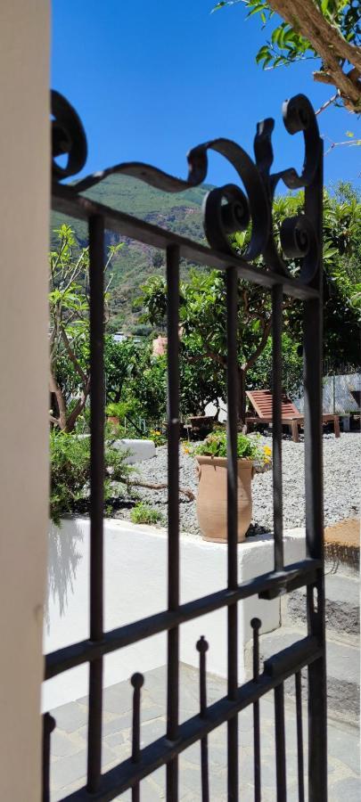 Antica Dimora Santa Marina Salina Bed & Breakfast Exterior photo