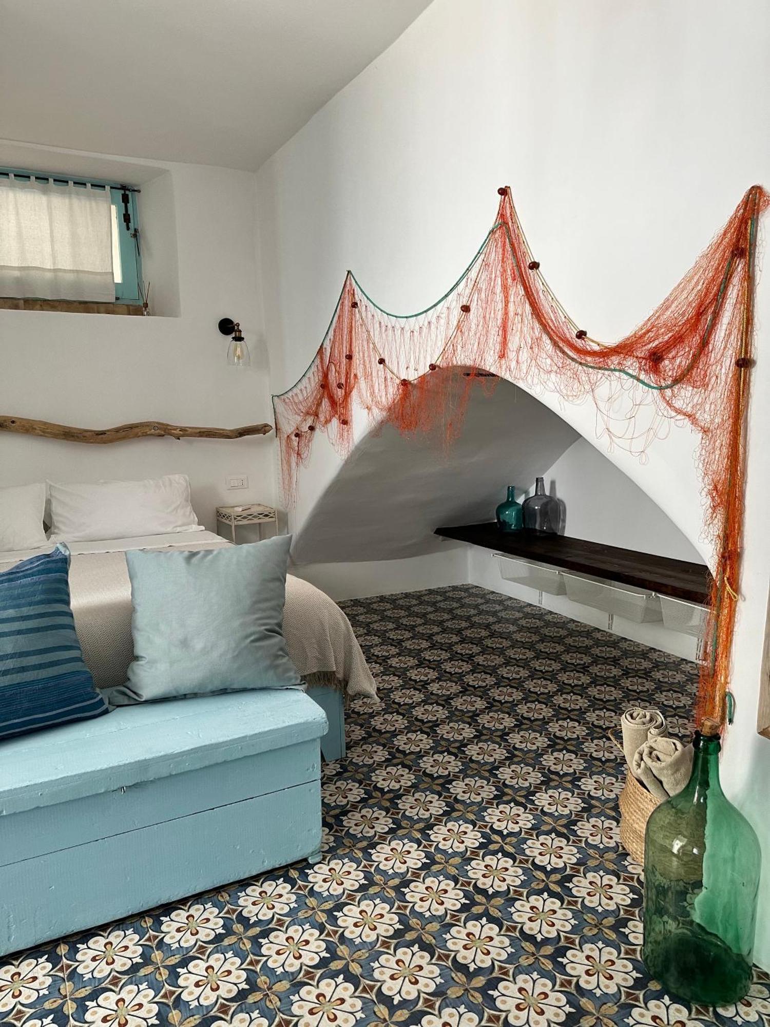 Antica Dimora Santa Marina Salina Bed & Breakfast Exterior photo